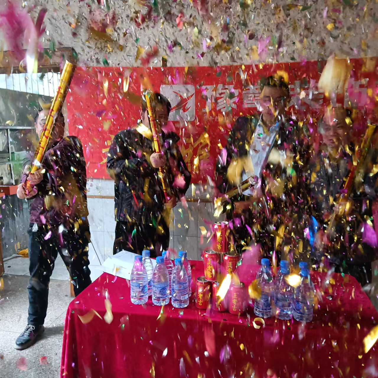 恭祝城南私房張總愛家開工大吉??！